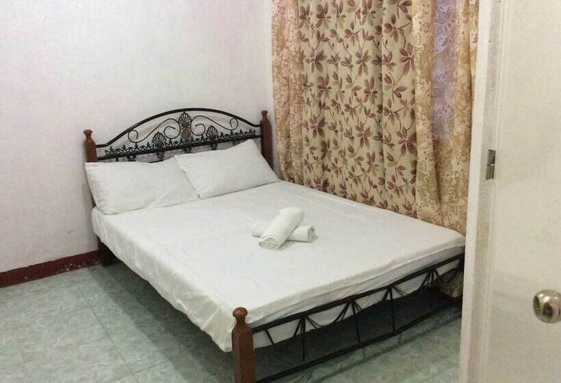 酒店 Aizawa Beach Resort