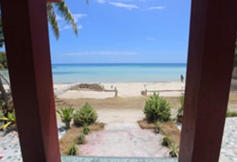 酒店 Aizawa Beach Resort