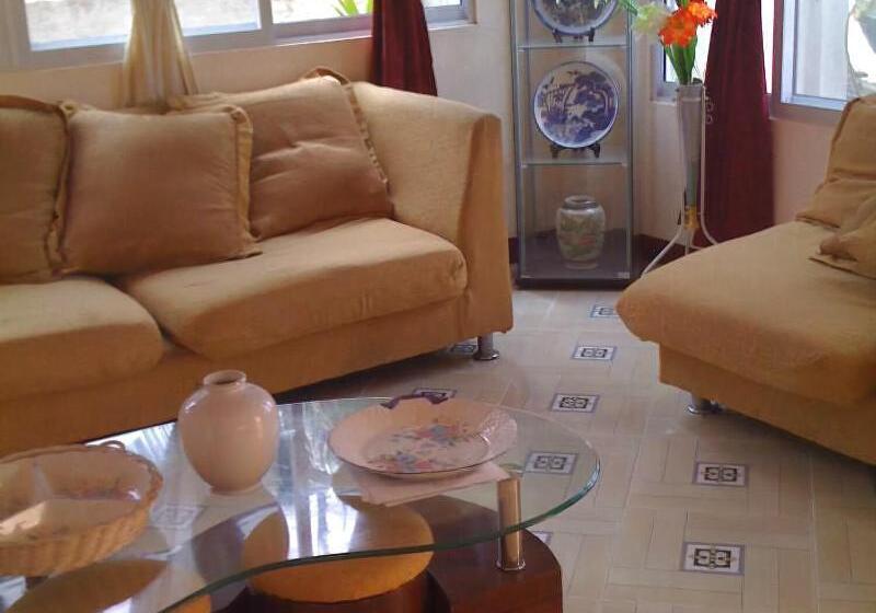 酒店 Aizawa Beach Resort