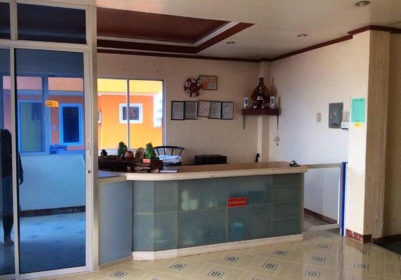 酒店 Aizawa Beach Resort