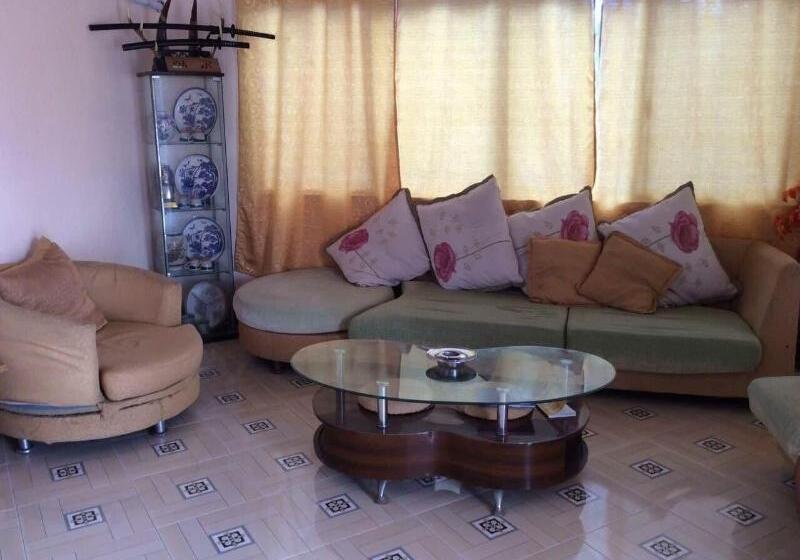 酒店 Aizawa Beach Resort