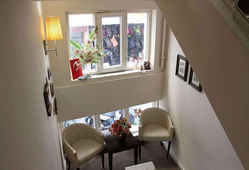 ホテル As Pansiyon