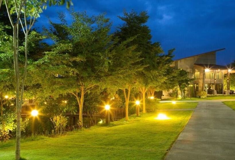 ホテル Baan Pailyn Resort Lamphun