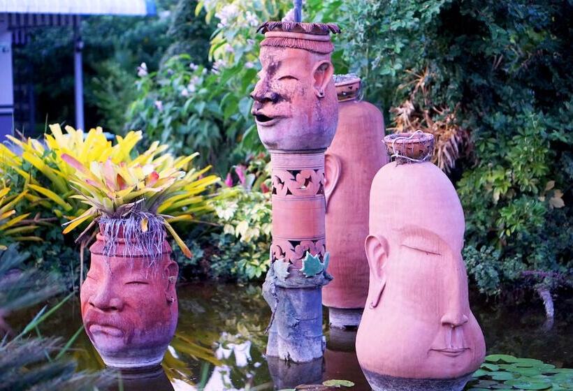 호텔 Ban Suan Suree Resort