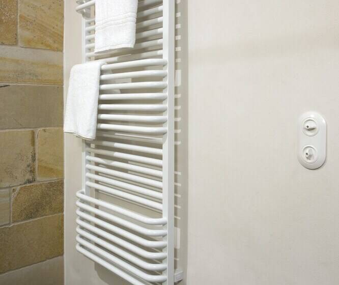 فندق Burggarten Appartements Neuleiningen