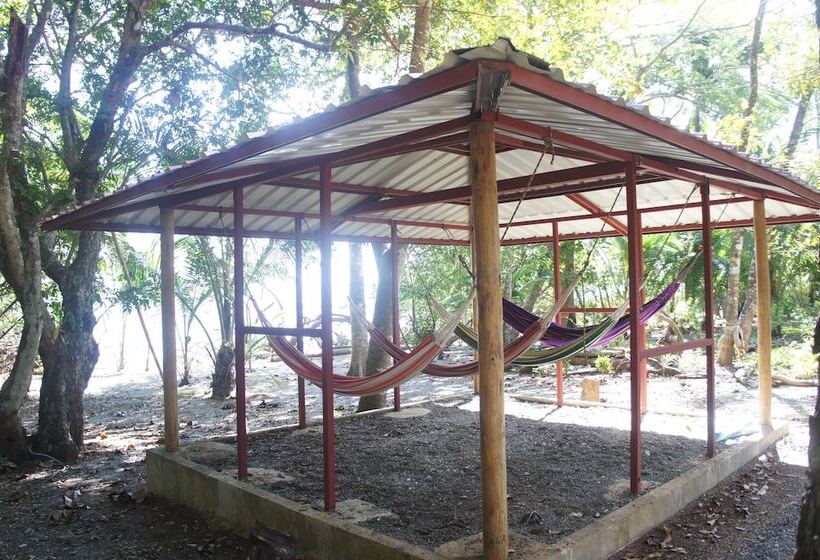 בית מלון כפרי Cebaco Sunrise Lodge