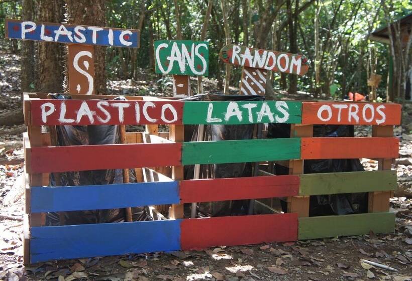 בית מלון כפרי Cebaco Sunrise Lodge