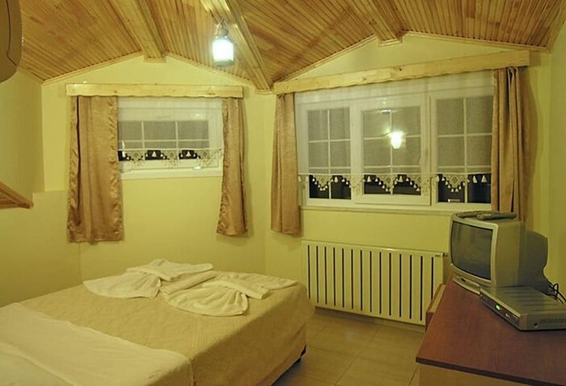 בית מלון כפרי Club Pedalisa Ağva