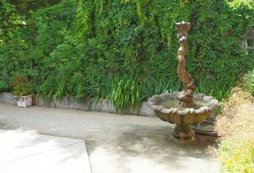 ホテル Cumbrian Inn