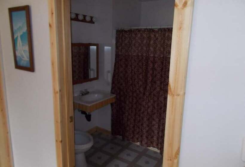 Отель D S Base Camp