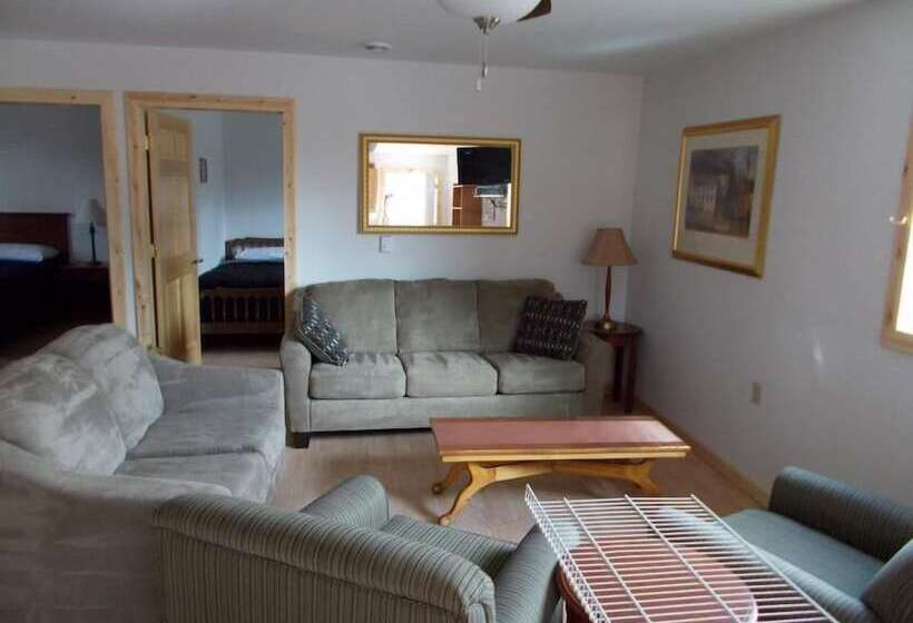 Отель D S Base Camp