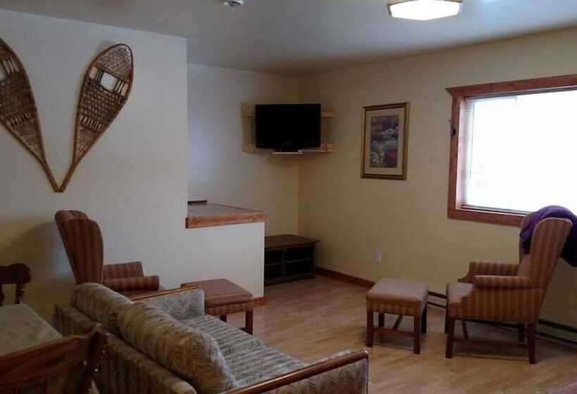 Отель D S Base Camp