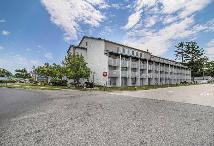 Отель Dunes Waterfront Resort