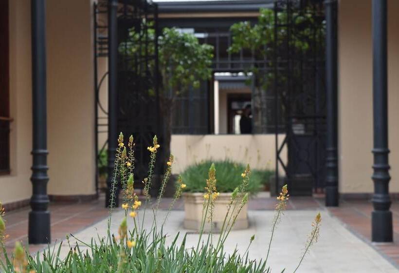 Отель El Arribo