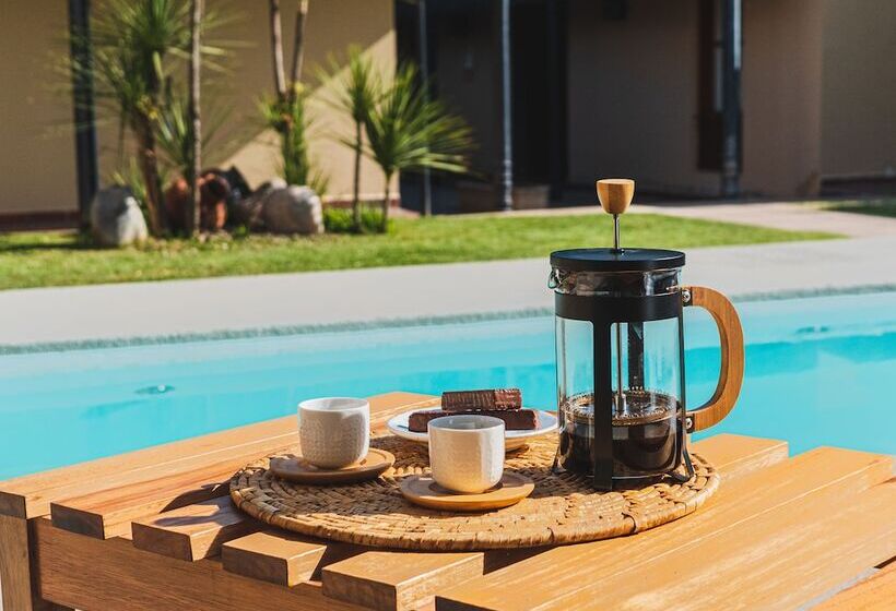 Отель El Arribo