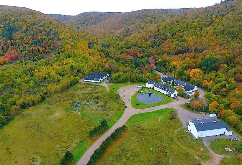 호텔 Glenora Inn & Distillery