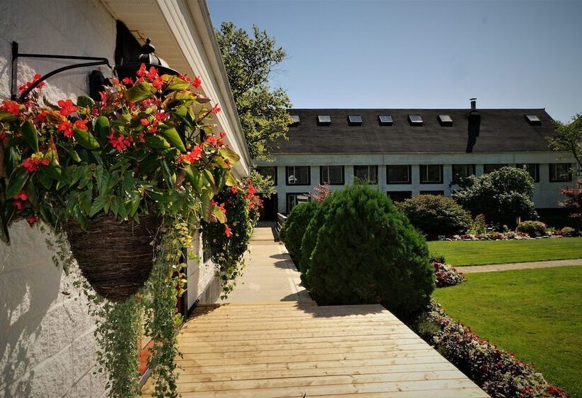 호텔 Glenora Inn & Distillery