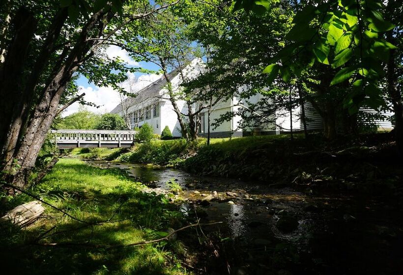 호텔 Glenora Inn & Distillery