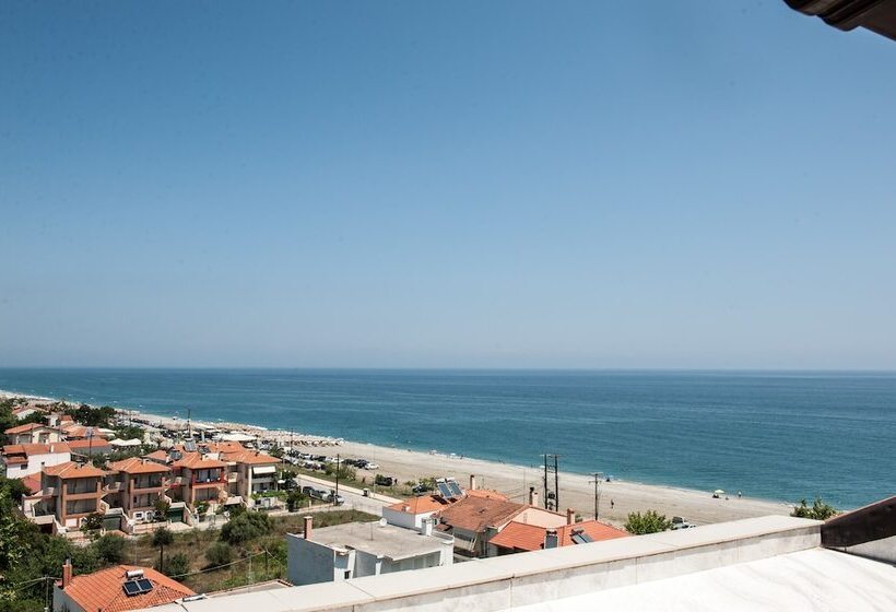 בית מלון כפרי Golden Beach Agiocampos