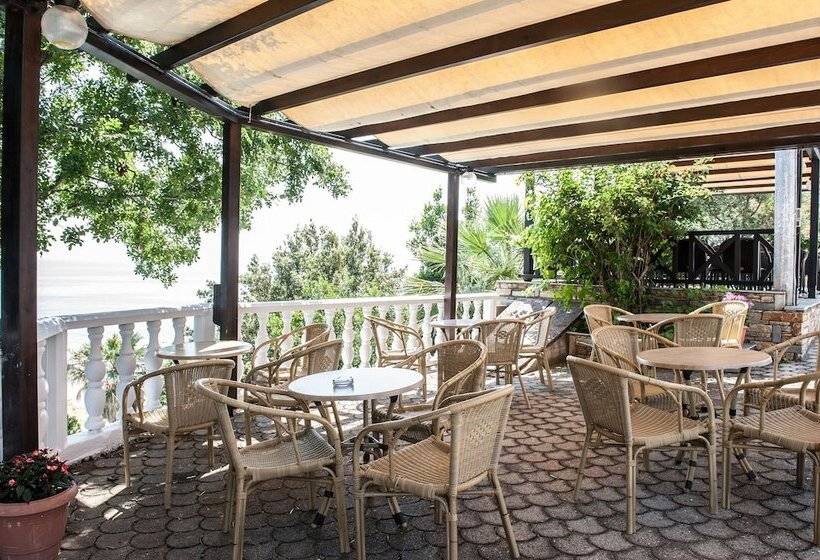 בית מלון כפרי Golden Beach Agiocampos