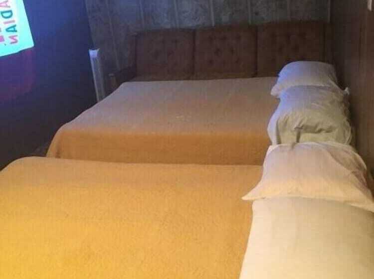 בית מלון כפרי Granite