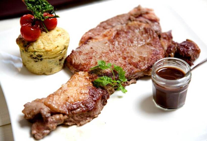 호텔 Logis Hôtel Le Petit Breuil