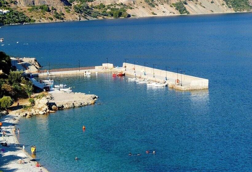 Отель Kapougiati Studios