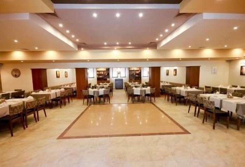 בית מלון כפרי Kolhida