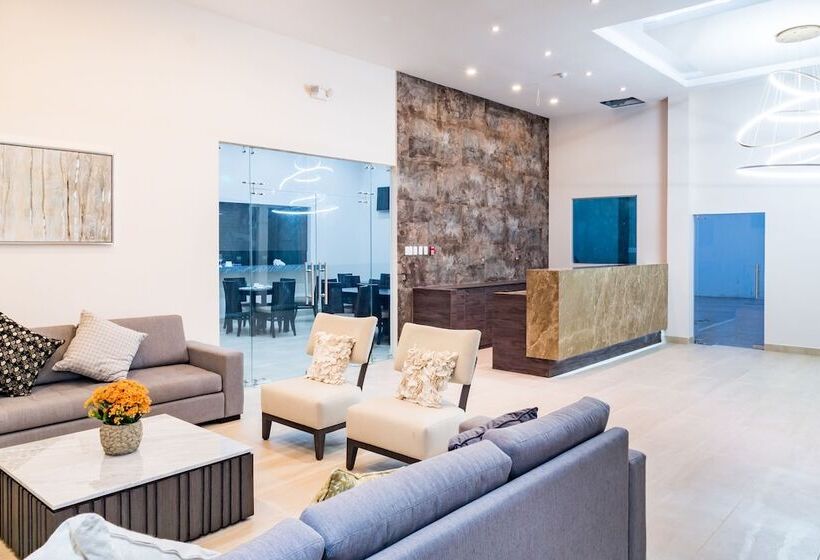 ホテル La Ria Durán