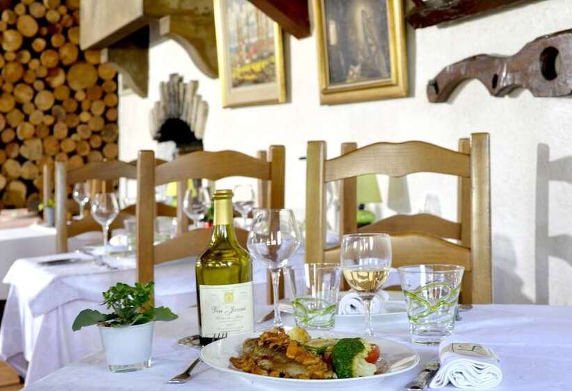 בית מלון כפרי La Vieille Auberge