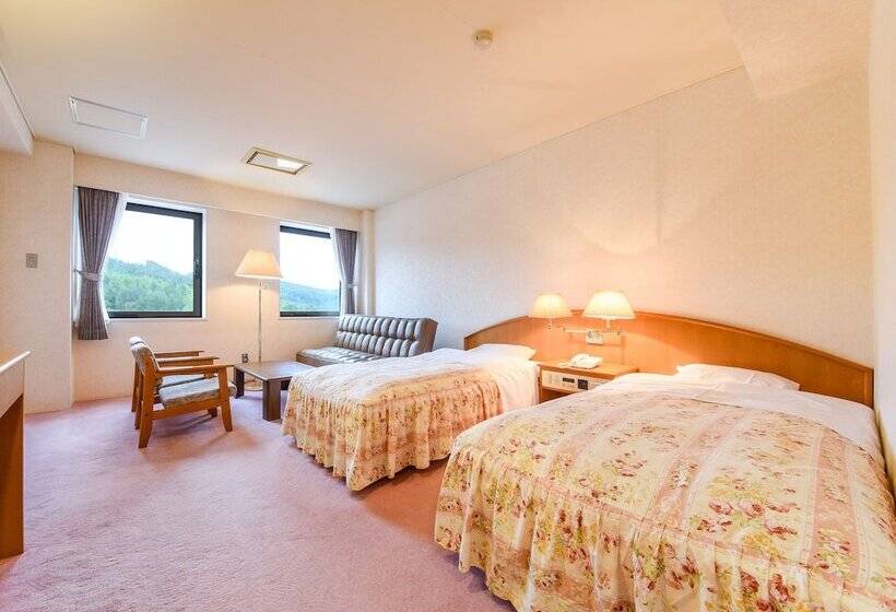 בית מלון כפרי Lakeside Sakuraoka