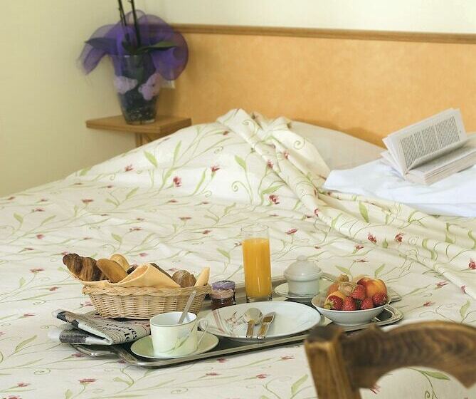 בית מלון כפרי Logis Hôtel Le Clos Du Vigneron