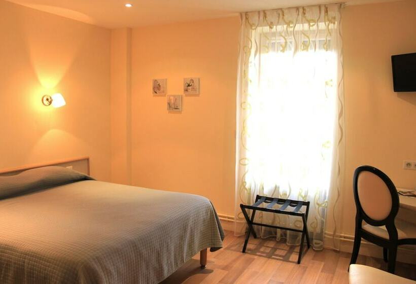 בית מלון כפרי Logis Hôtel Le Clos Du Vigneron