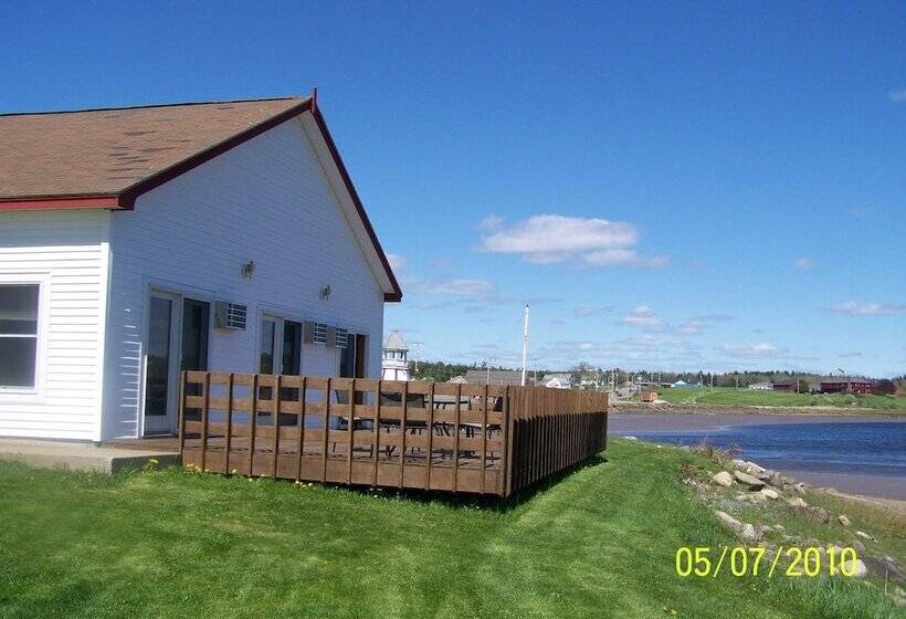 فندق Machias River Inn