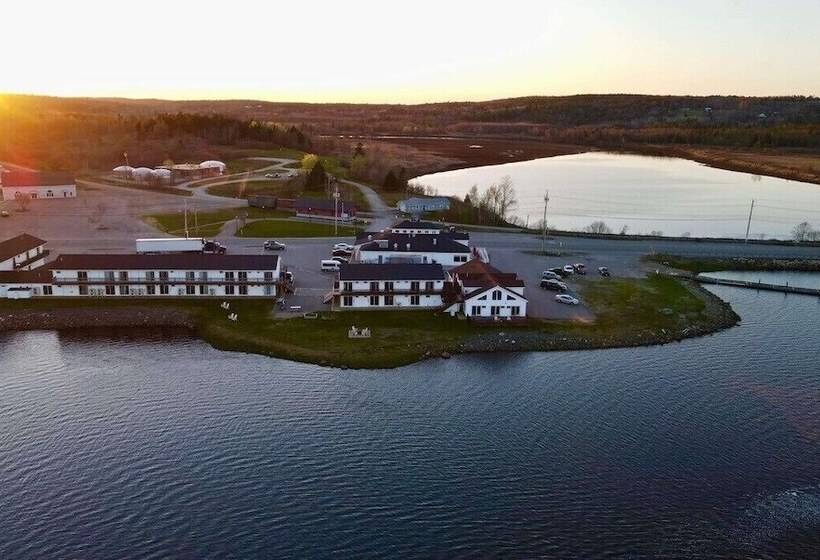 فندق Machias River Inn