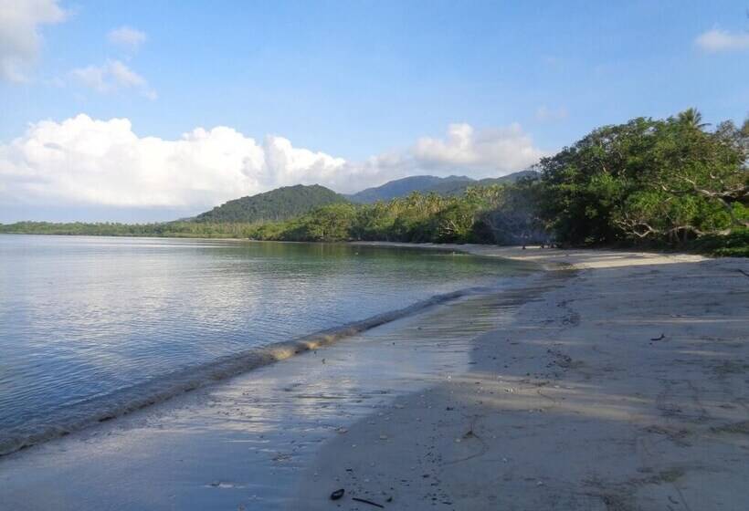 هتل Malekula Holiday Villas