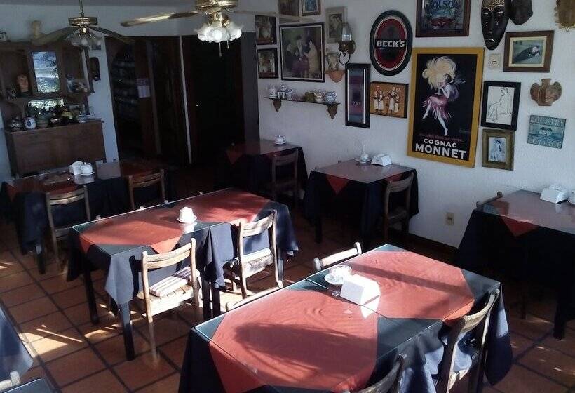 ホテル Niagara Inn