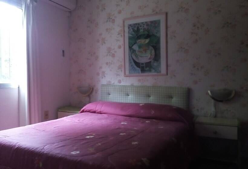 ホテル Niagara Inn