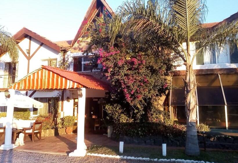 ホテル Niagara Inn