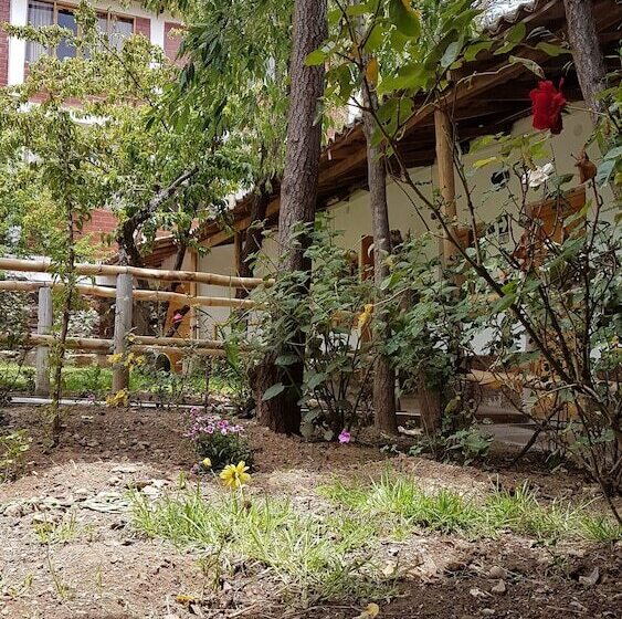 هتل Normandie Tarma