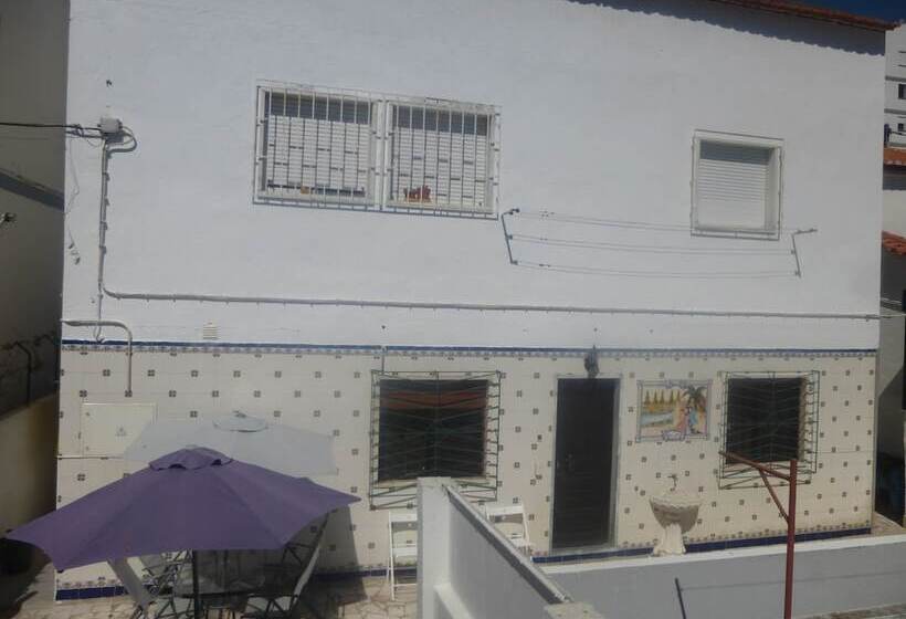 هتل Oriente Dna Studios & Rooms