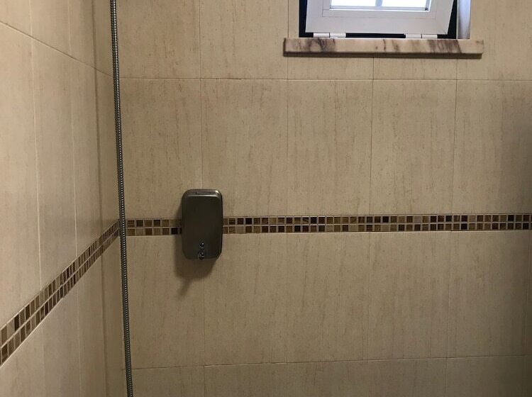 هتل Oriente Dna Studios & Rooms