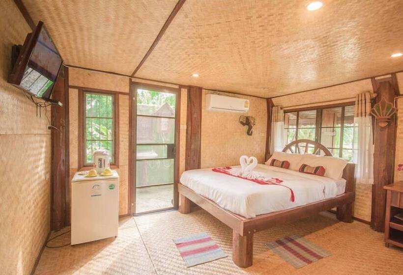 ホテル Phu Proud Resort