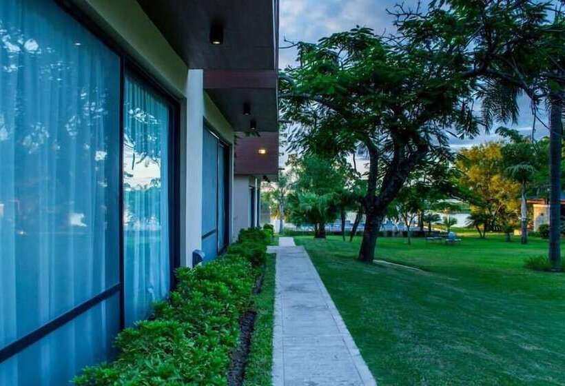 Отель Posada Del Muelle