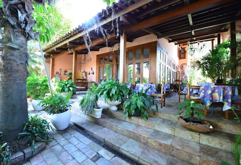 בית מלון כפרי Pousada Europa Caldas Novas