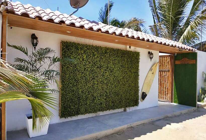 בית מלון כפרי Puerto Bamboo