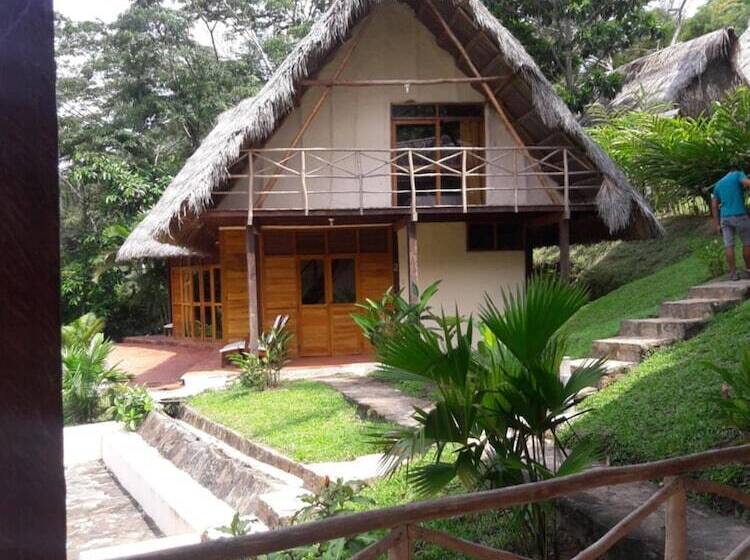 호텔 Pumarinri Amazon Lodge