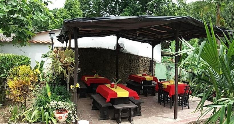 ホテル Restaurante Casa Antonio