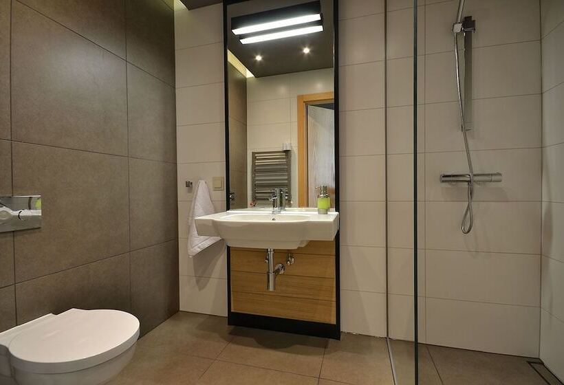 בית מלון כפרי Rezydencja Nad Jeziorem   Pestkownica