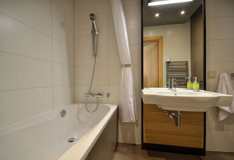 בית מלון כפרי Rezydencja Nad Jeziorem   Pestkownica